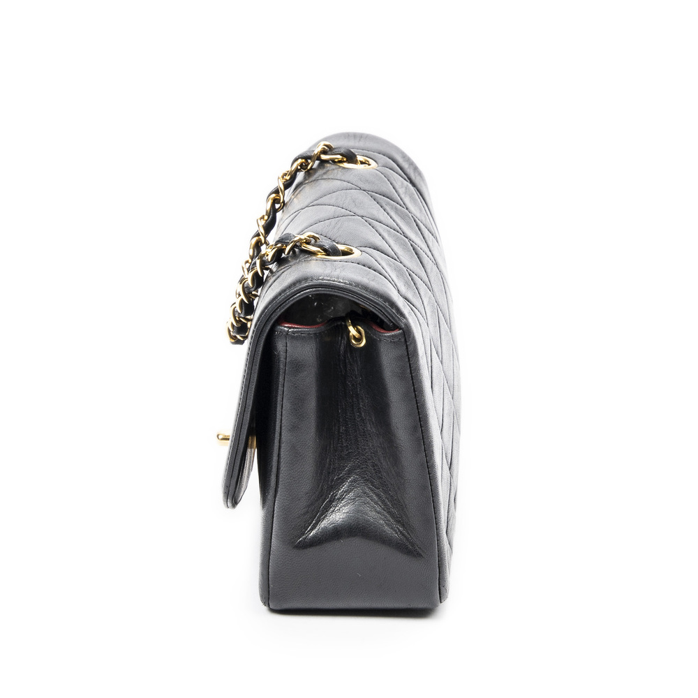 Chanel Diana Flap Bag - Picture 5 of 8